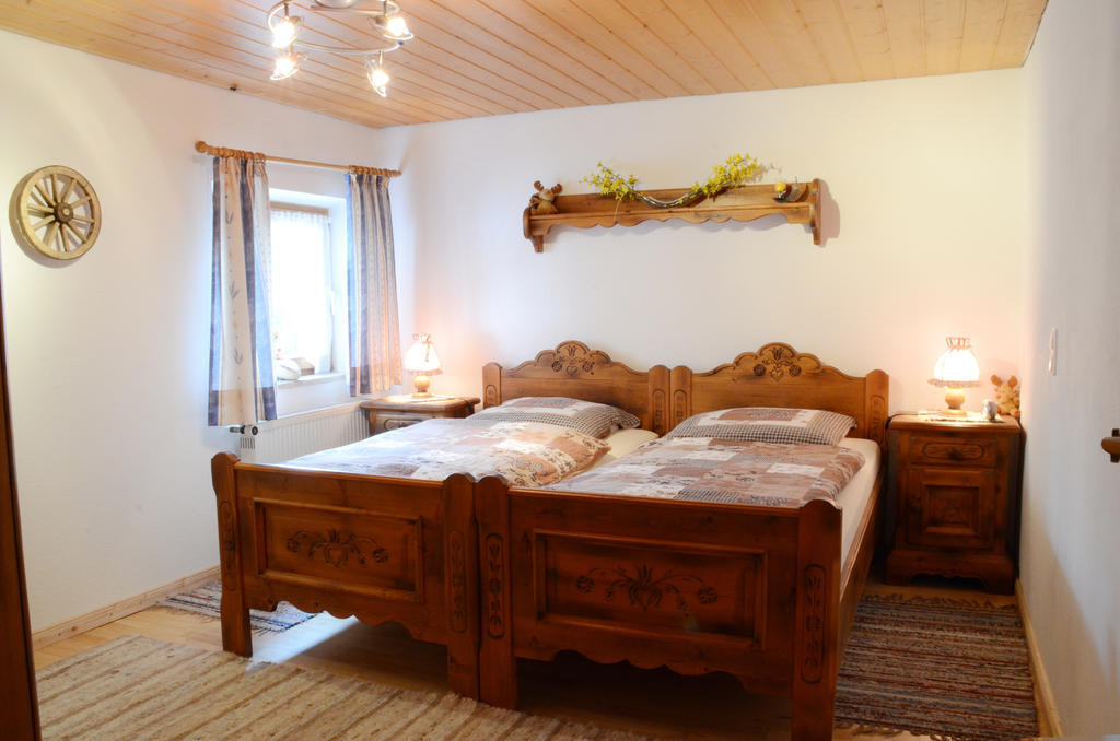 Suite Sinja Erlebnisferienwohnung Hausham Phòng bức ảnh