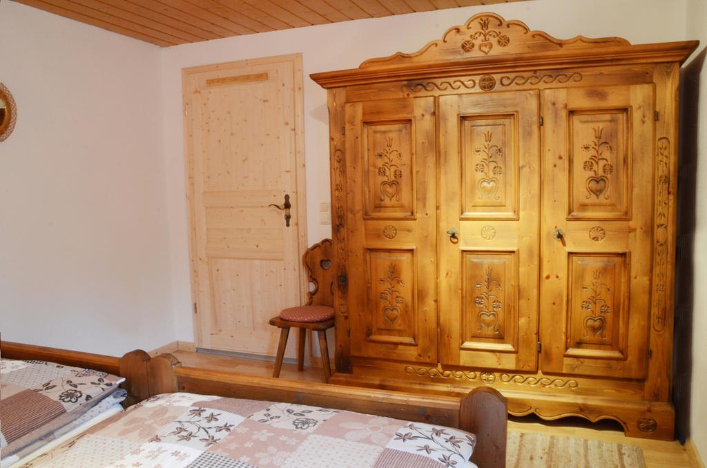 Suite Sinja Erlebnisferienwohnung Hausham Phòng bức ảnh