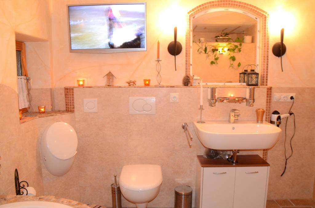 Suite Sinja Erlebnisferienwohnung Hausham Phòng bức ảnh